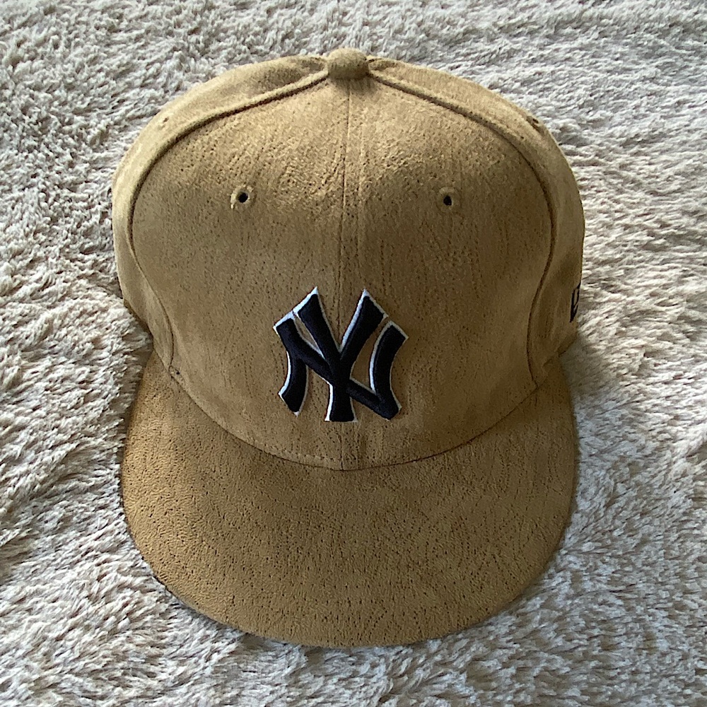 New York Yankees flat brim fitted hat